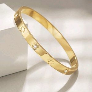 The Zena Bangle